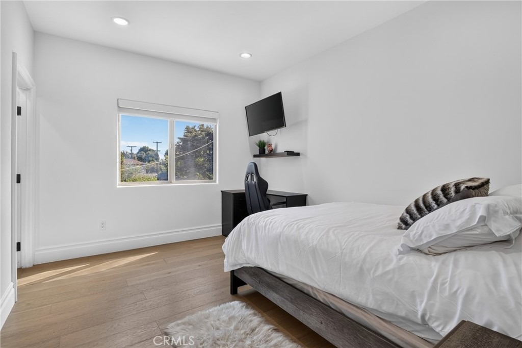 13964 Morrison Street - Photo 43