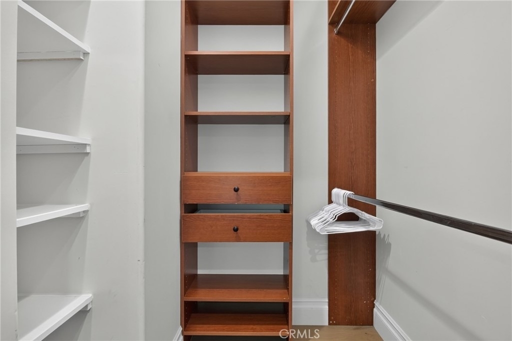 13964 Morrison Street - Photo 42