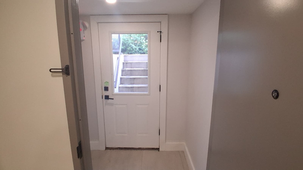 62-15 Catalpa Avenue - Photo 5