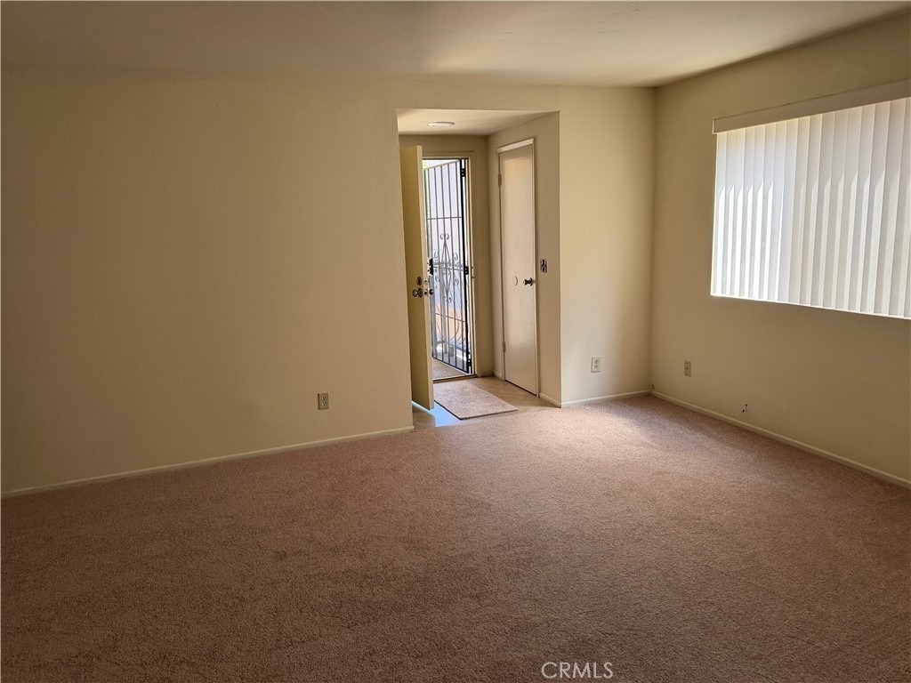 965 18th Street W - Photo 3