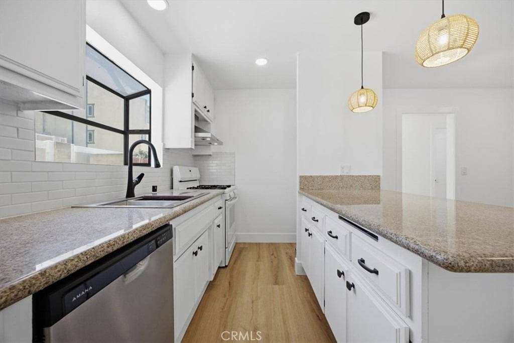 2418 Clark - Photo 23