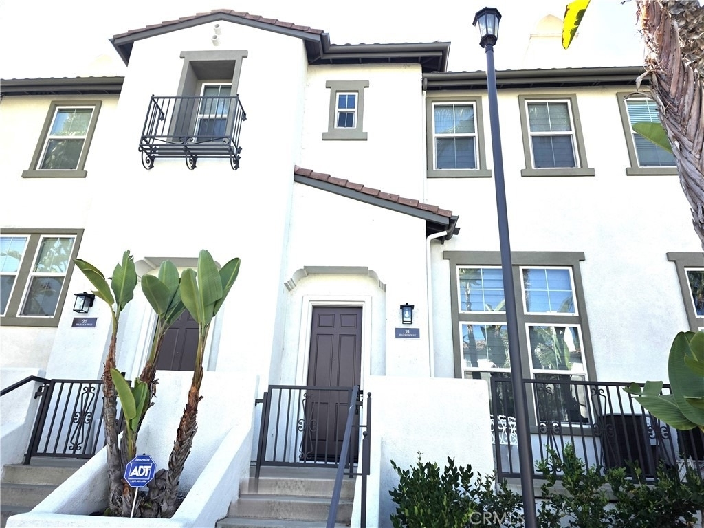 21 Warren Way - Photo 0