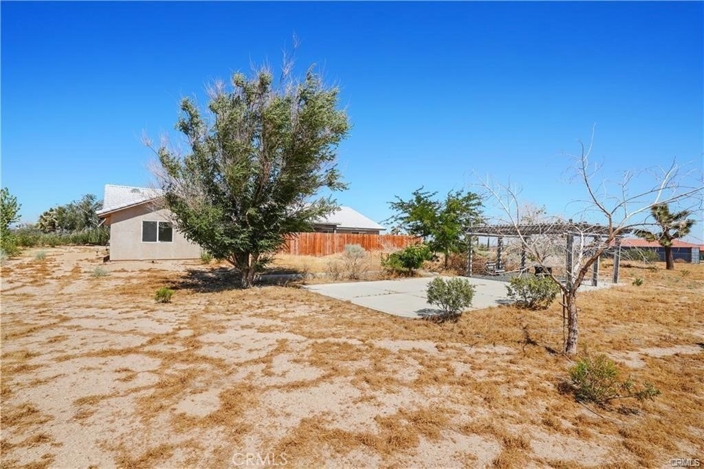 13227 Smith Road - Photo 33