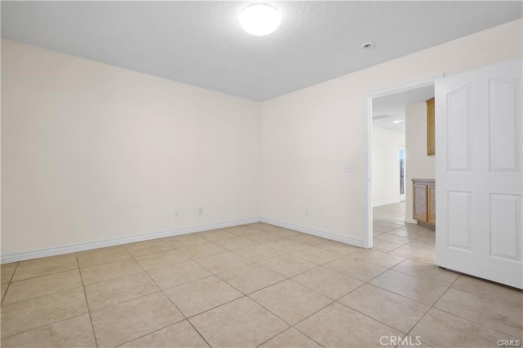 13227 Smith Road - Photo 20