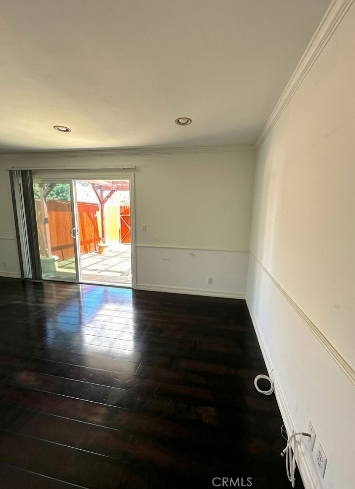 356 E 20th Street - Photo 5