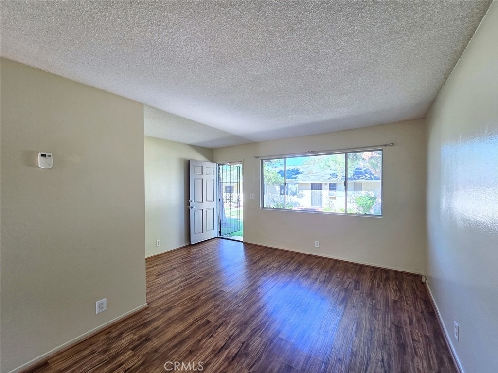 511 Bayport Street - Photo 3