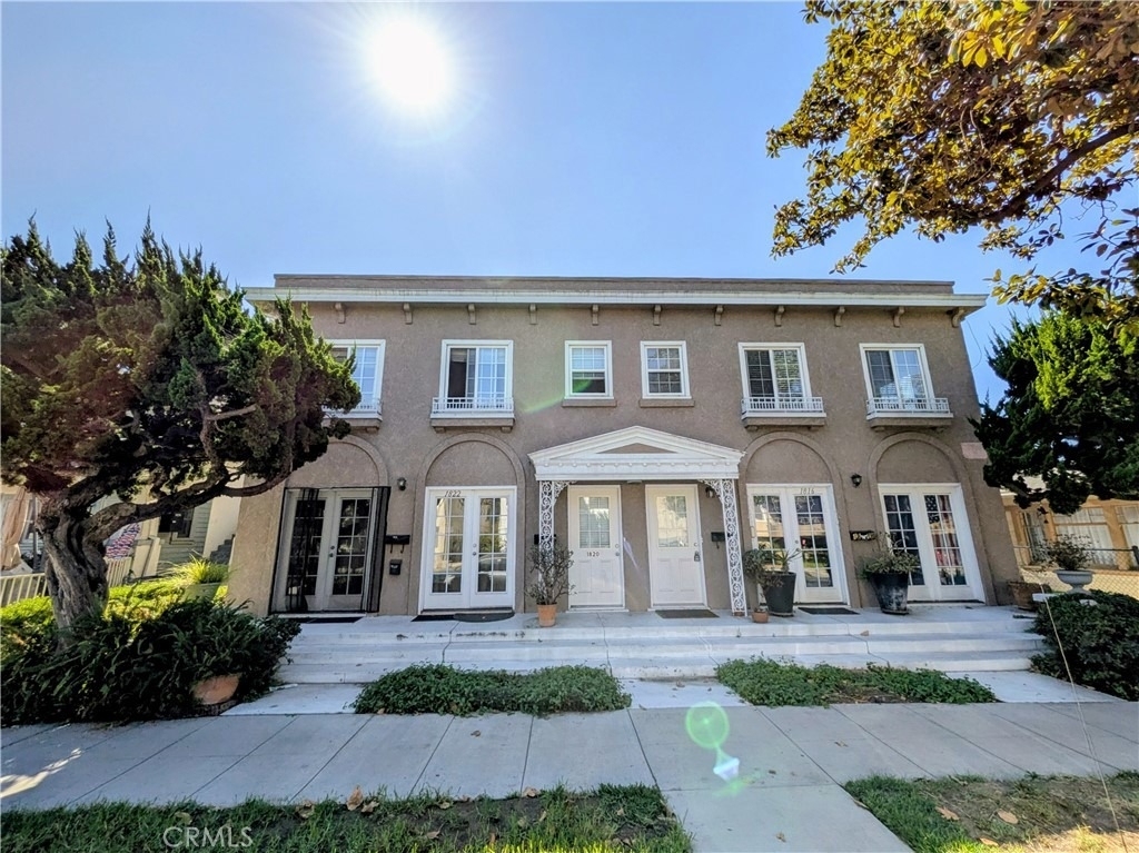 1816 E 1st Street - Photo 0