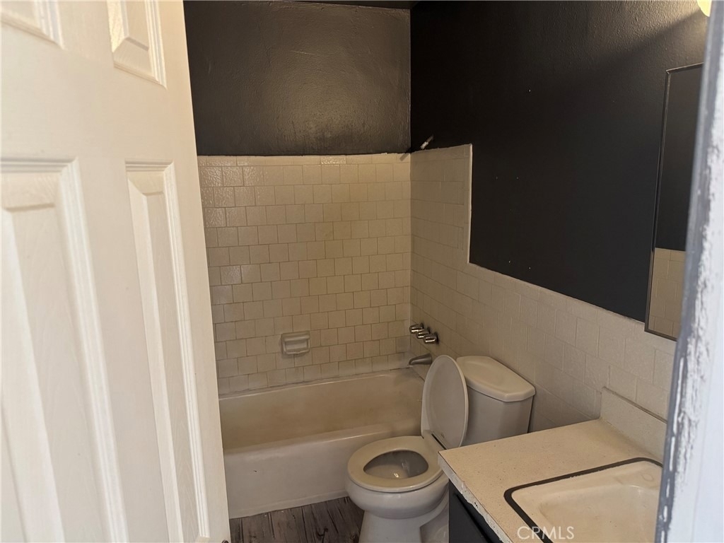 7223 Pickering - Photo 3