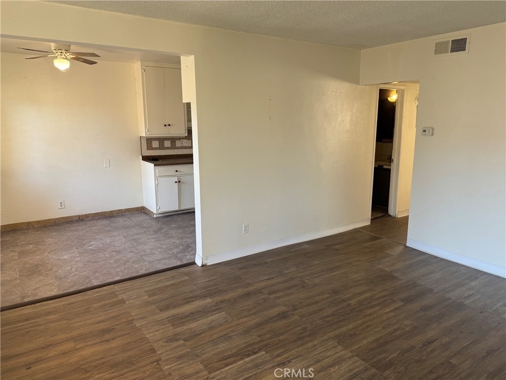 7223 Pickering - Photo 2