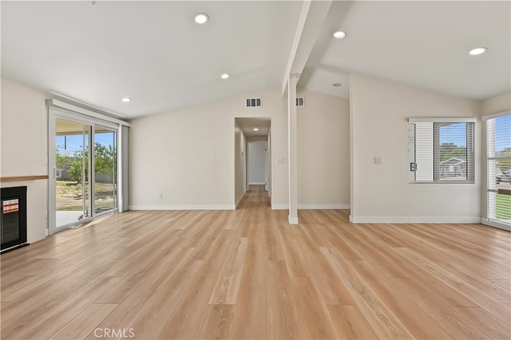 2589 Monette Drive - Photo 3