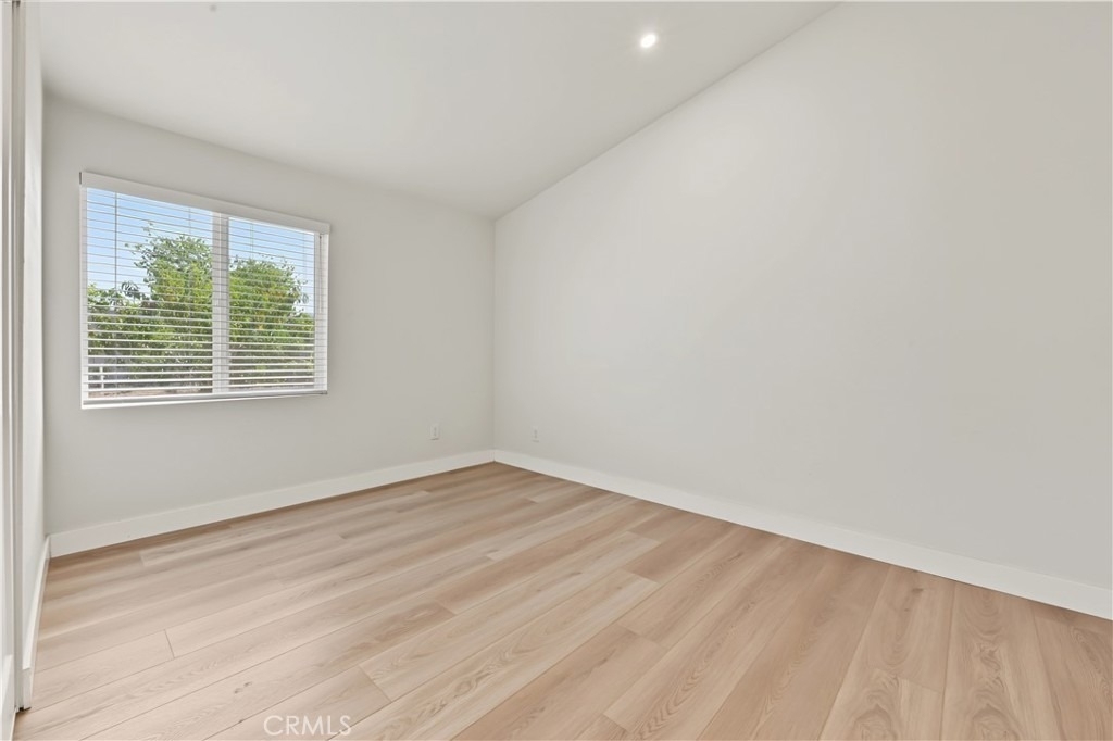 2589 Monette Drive - Photo 10