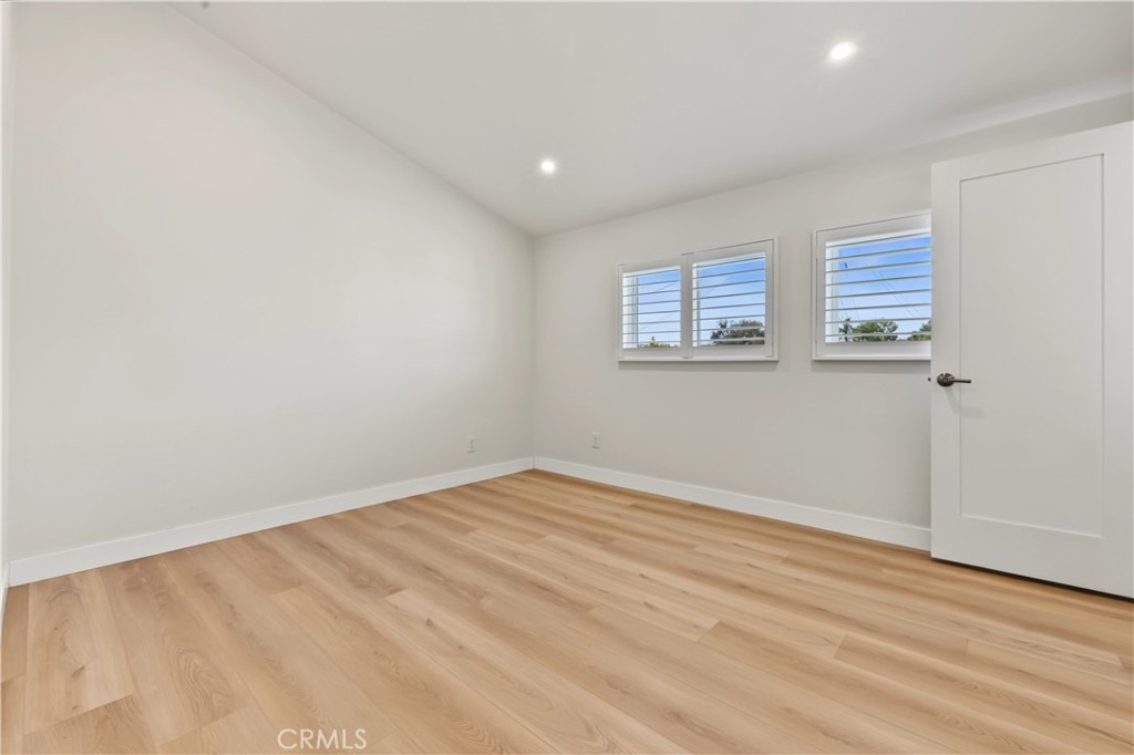 2589 Monette Drive - Photo 6