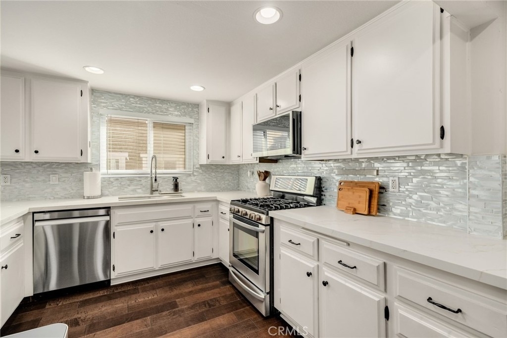 965 W Imperial Highway - Photo 5
