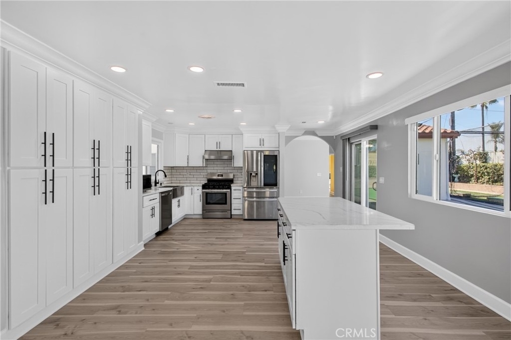 5451 Lockhaven Drive - Photo 12