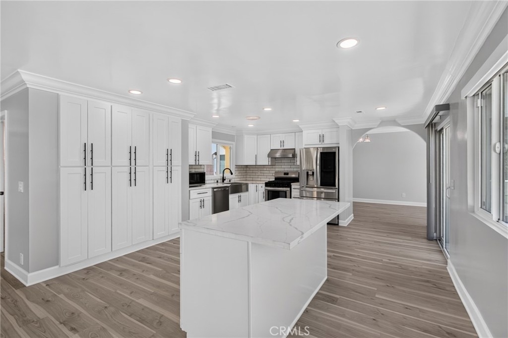 5451 Lockhaven Drive - Photo 11