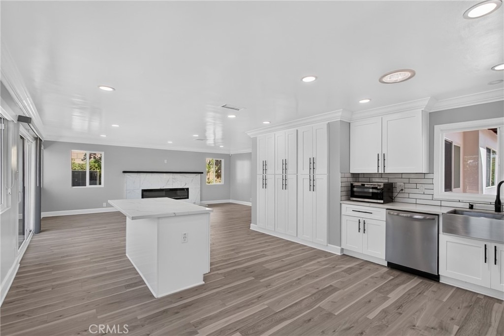 5451 Lockhaven Drive - Photo 10