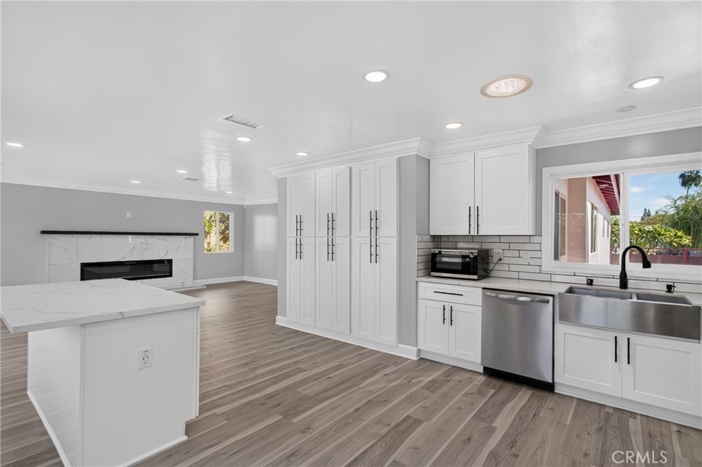 5451 Lockhaven Drive - Photo 15