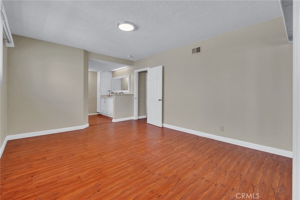 25912 Viana Ave. - Photo 25