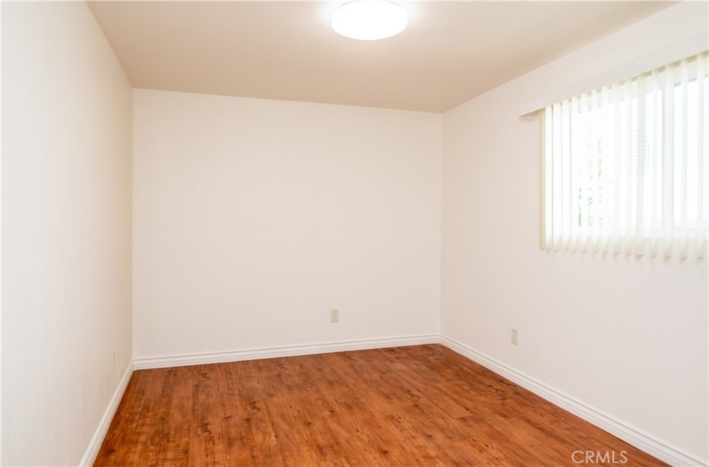 1159 Raymond Ave - Photo 15