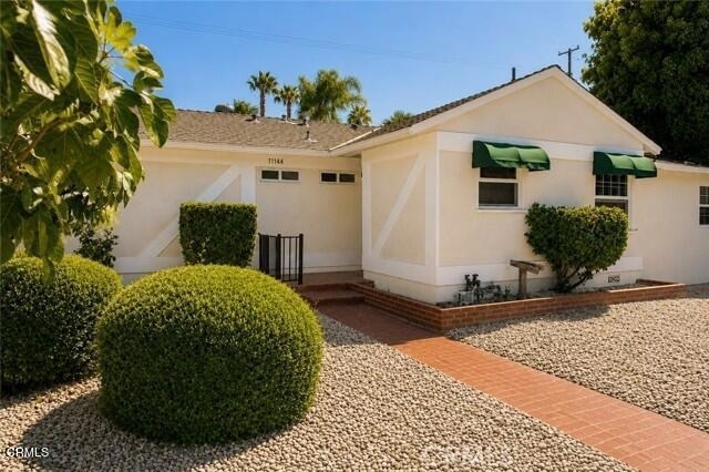 17146 Burton Street - Photo 0
