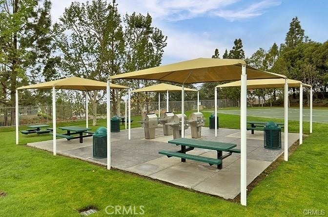 28451 Fieldbrook - Photo 43