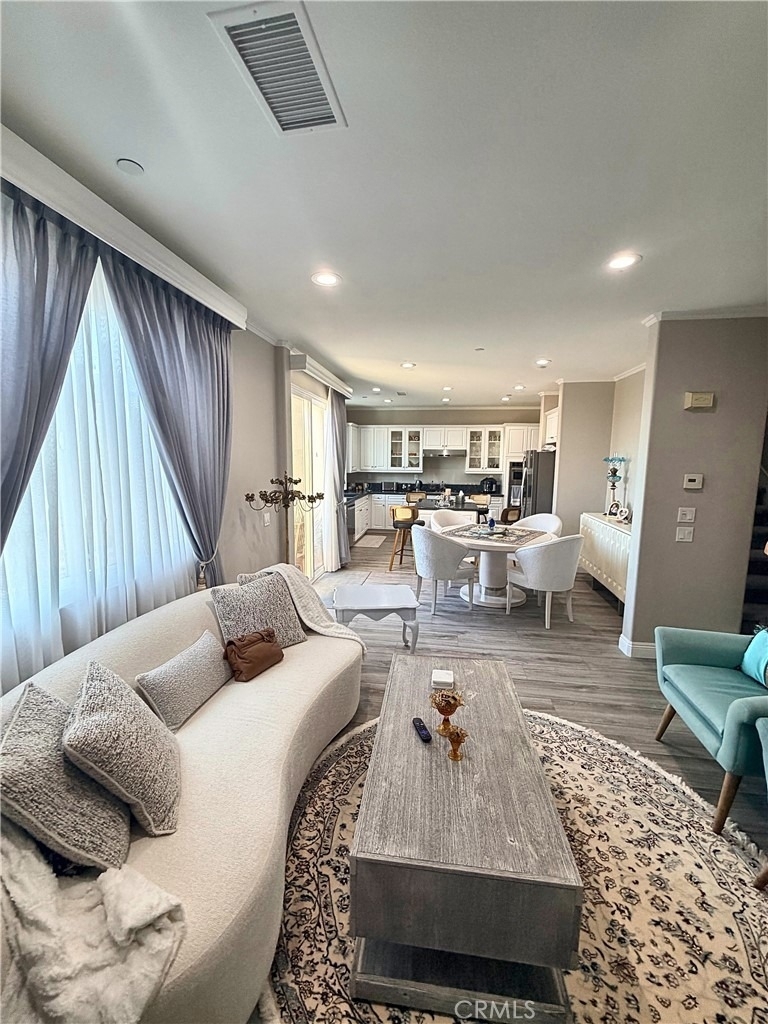 8028 E Loftwood - Photo 2