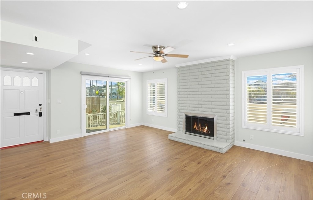 810 W Balboa Boulevard - Photo 3