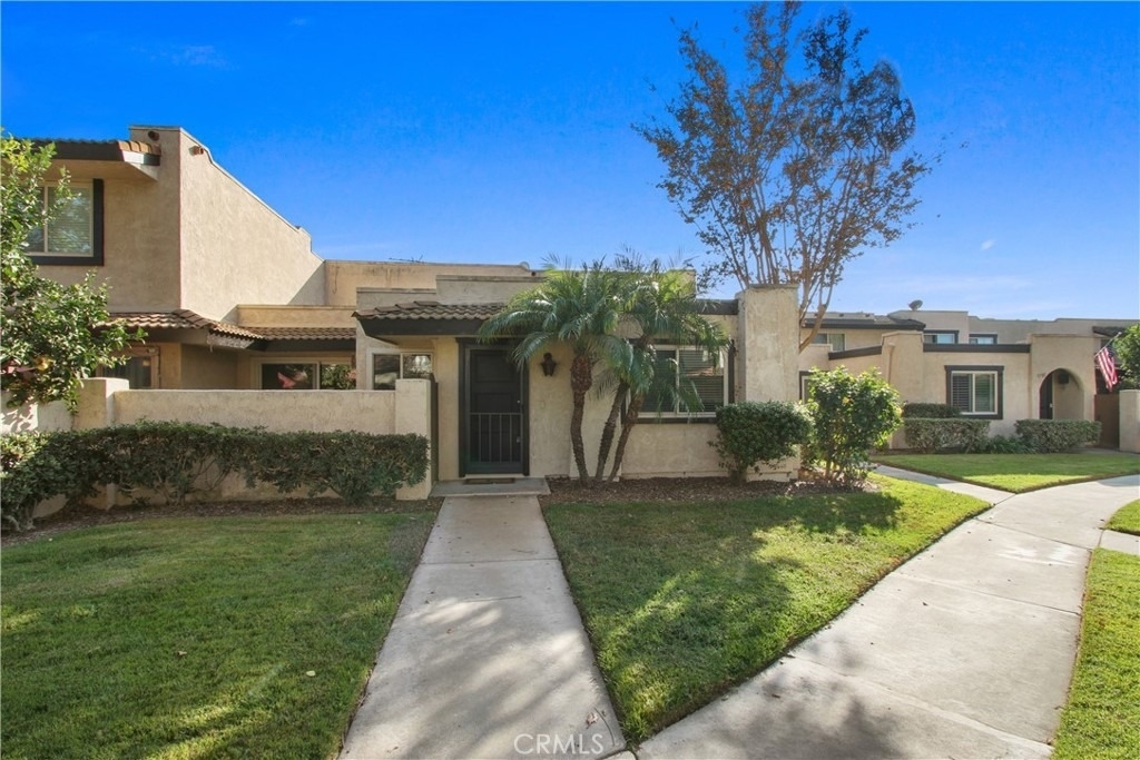 5799 Laguna Way - Photo 0
