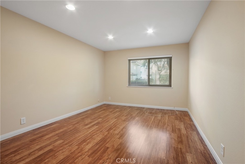 5799 Laguna Way - Photo 6