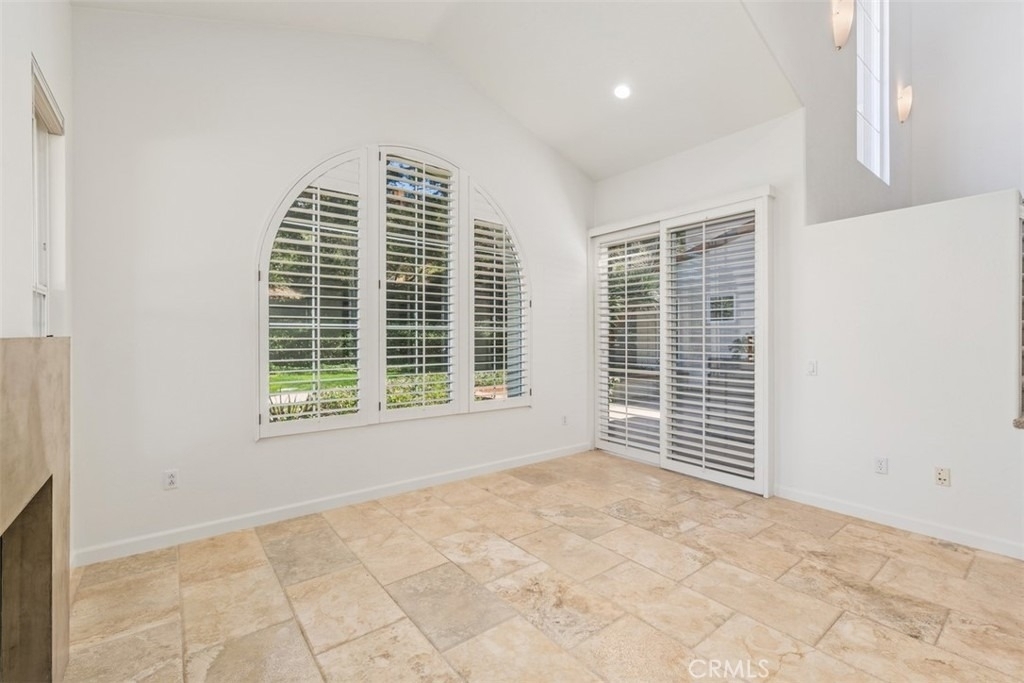 11 Sorrento Court - Photo 4