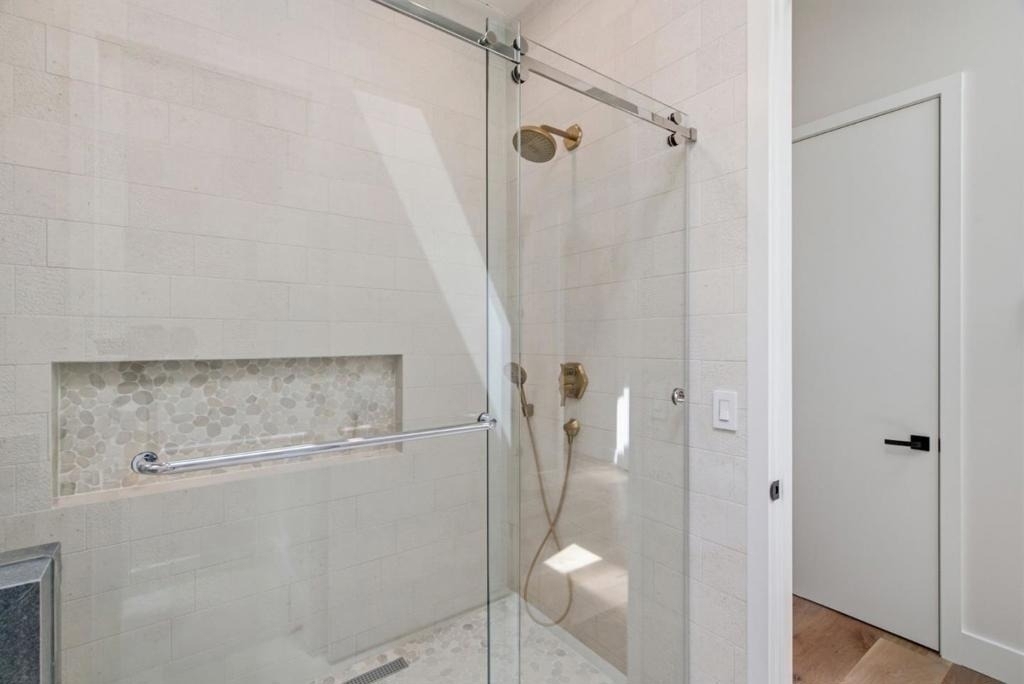 845 San Mateo Drive - Photo 21