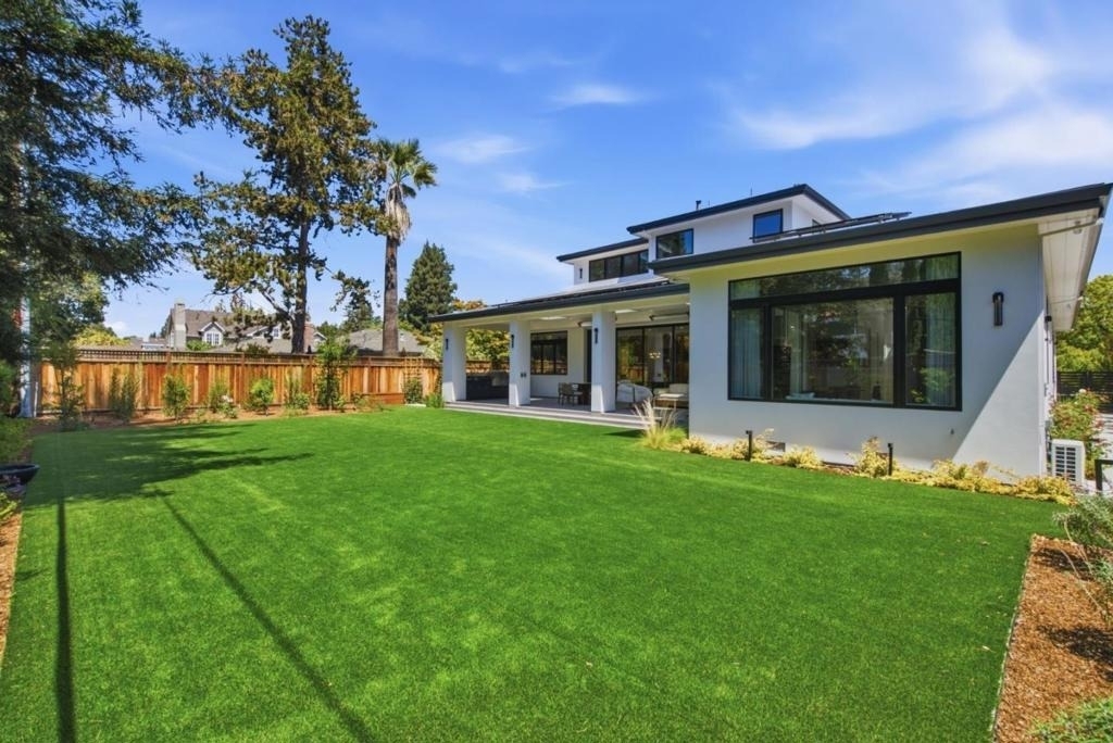 845 San Mateo Drive - Photo 5