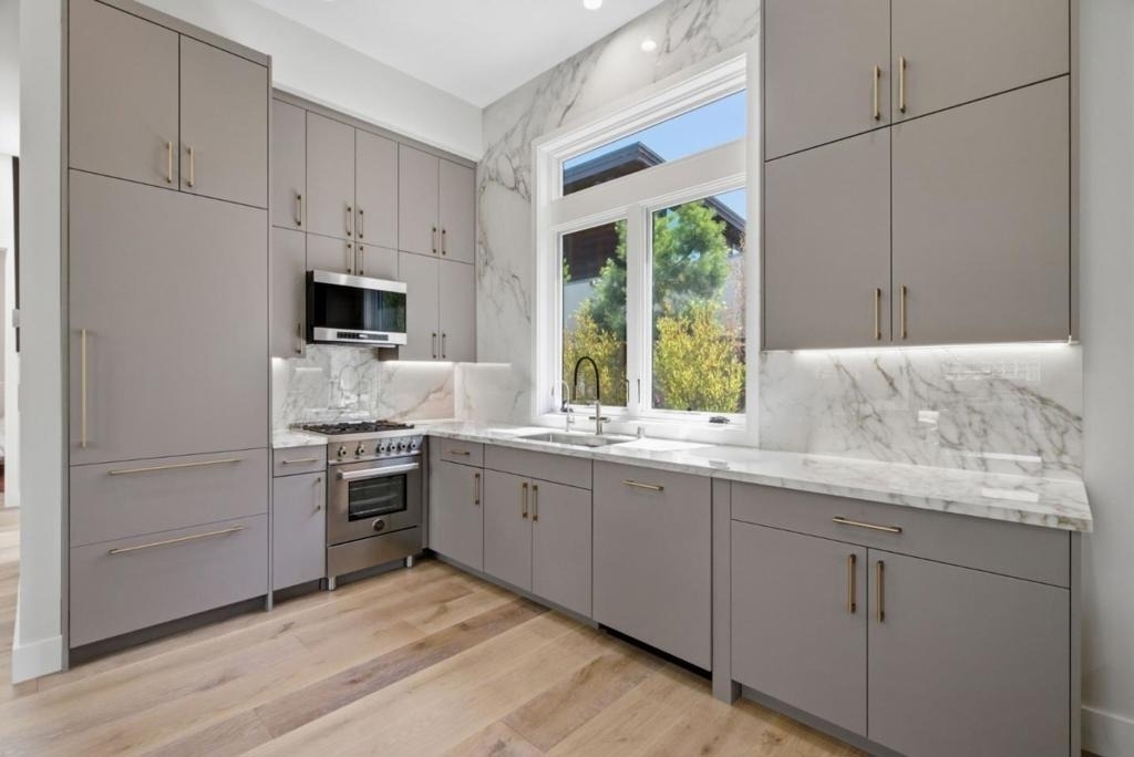 845 San Mateo Drive - Photo 23