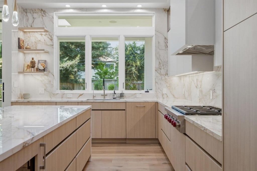 845 San Mateo Drive - Photo 13