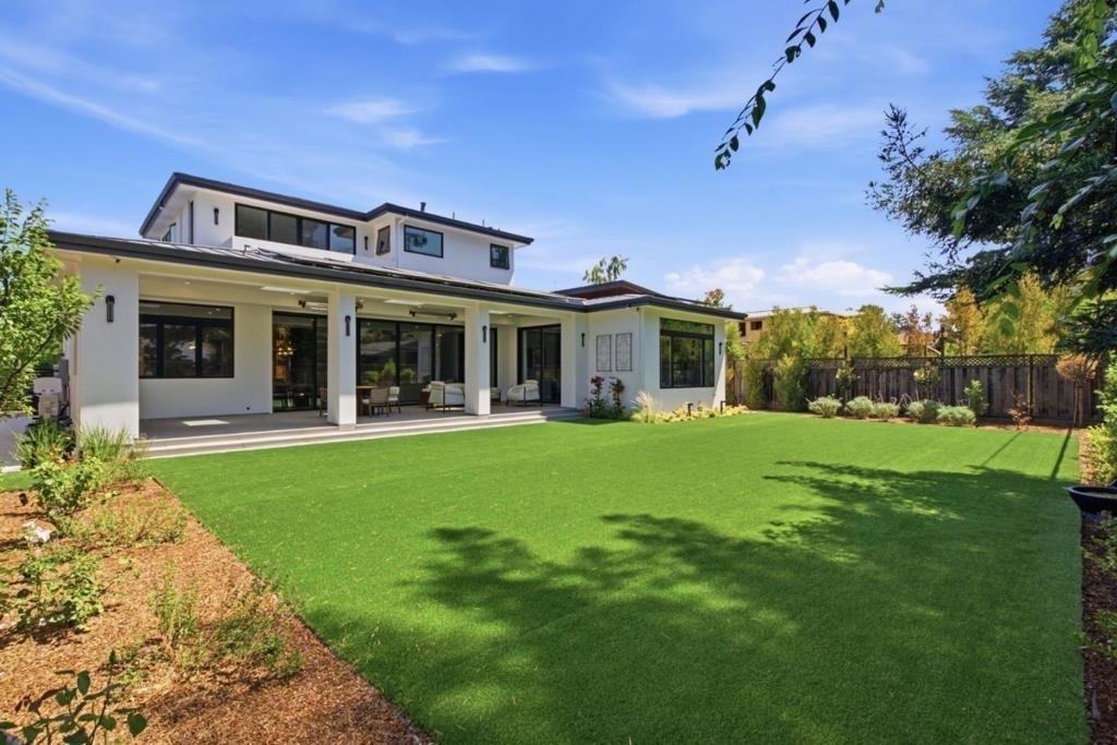 845 San Mateo Drive - Photo 29