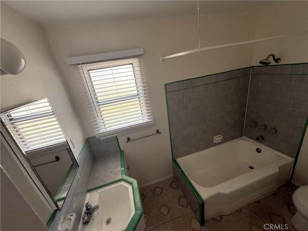214 1/2 N 7th Street - Photo 6