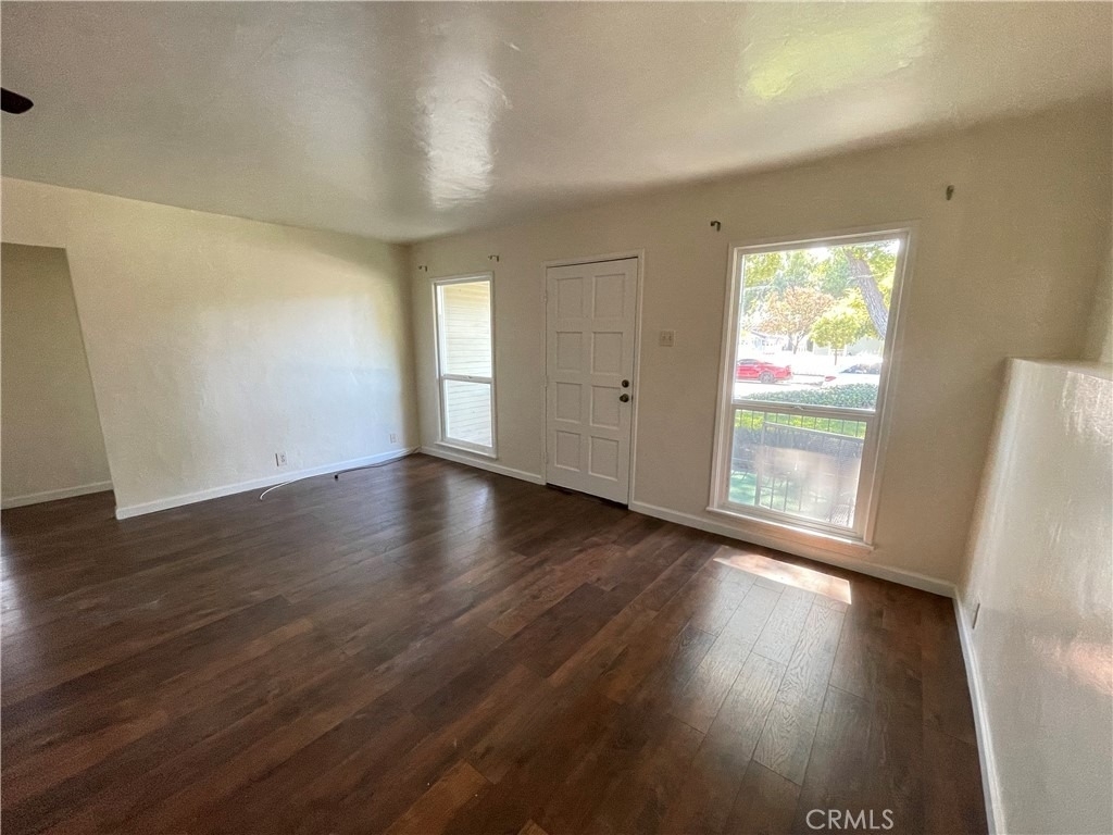421 E F Street - Photo 12