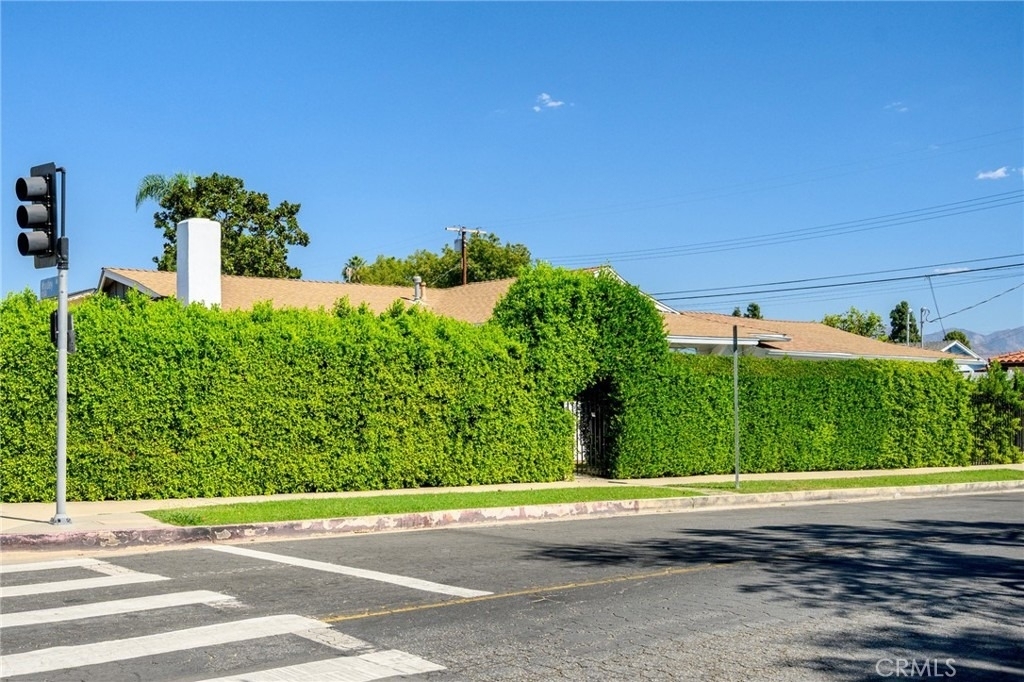 10502 Woodley Avenue - Photo 35