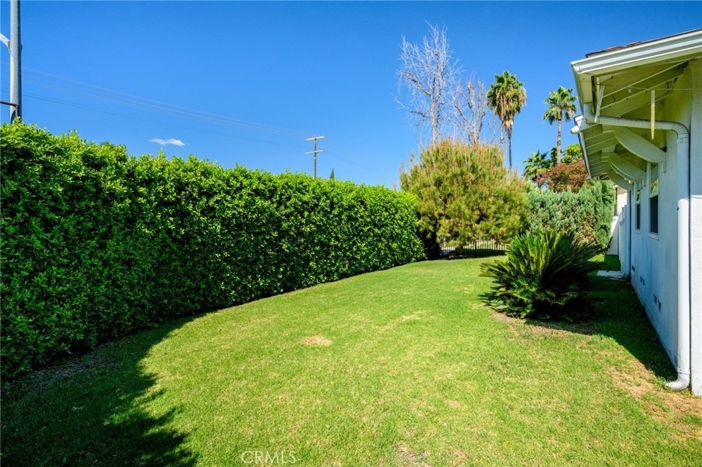 10502 Woodley Avenue - Photo 31