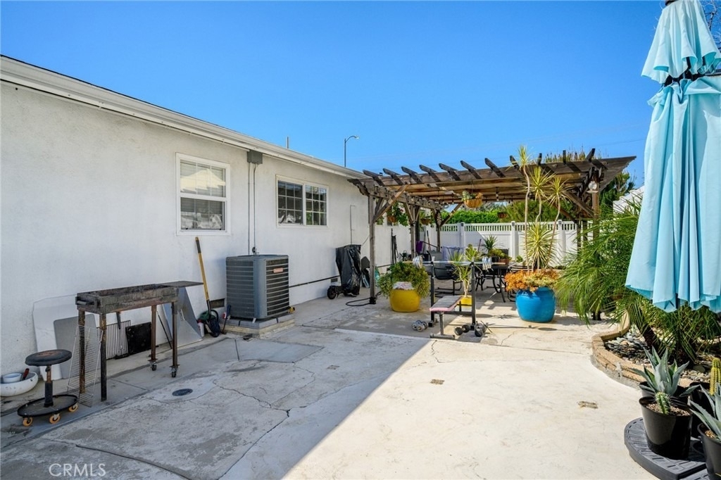 10502 Woodley Avenue - Photo 26