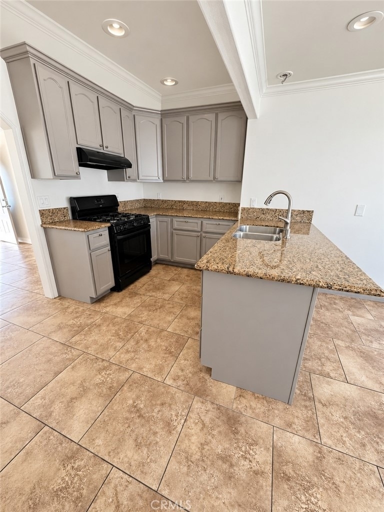 2119 W Coloumbia Street - Photo 4