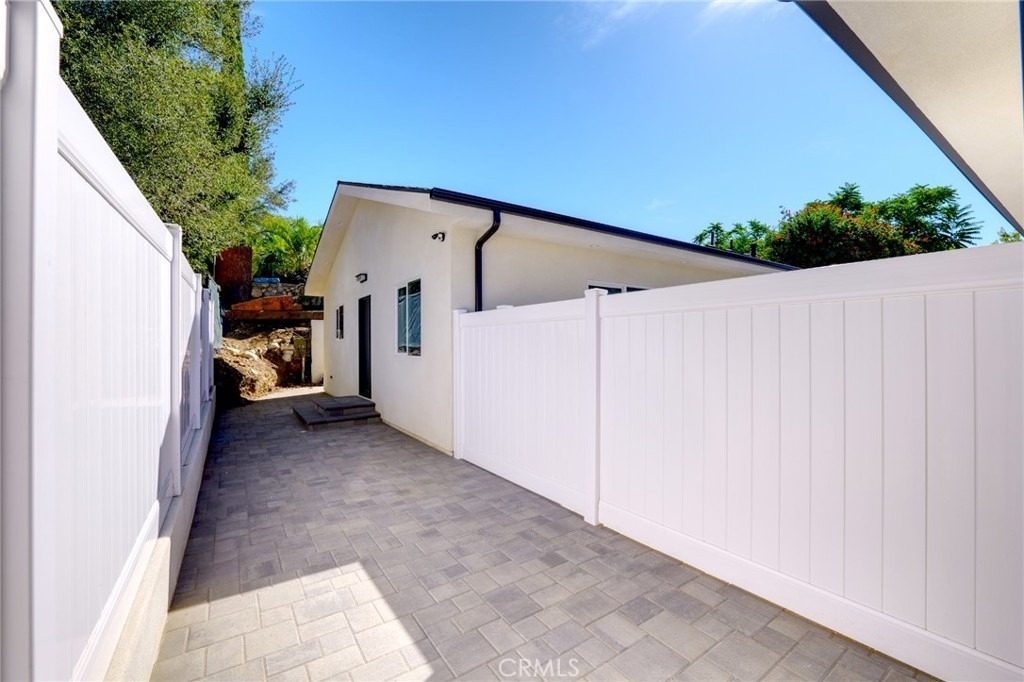 10904 Tujunga Canyon - Photo 15
