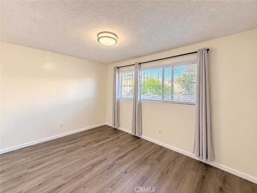 141 S Avenue 22 - Photo 6