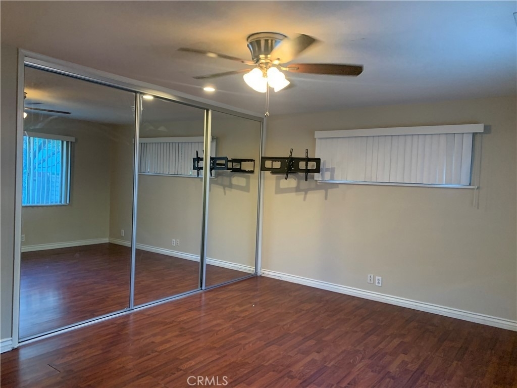 723 Montana Street - Photo 3