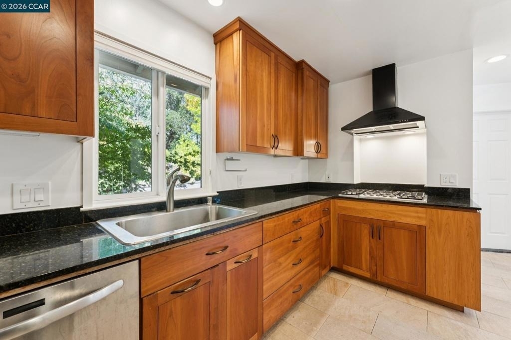 11 Altamount - Photo 12