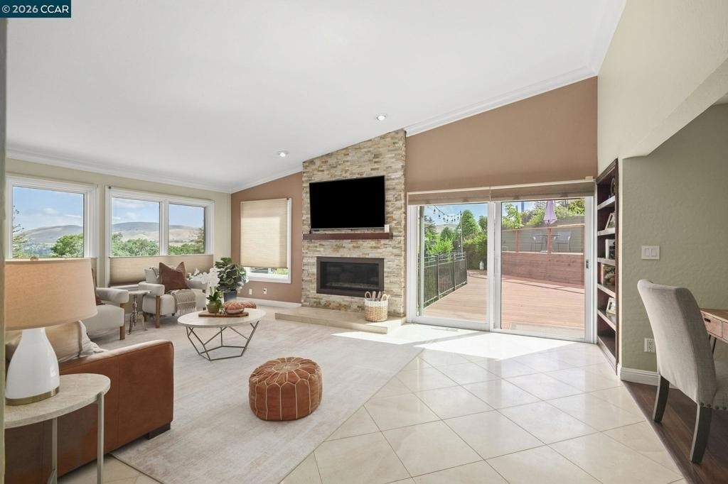 5530 Merritt Dr - Photo 4