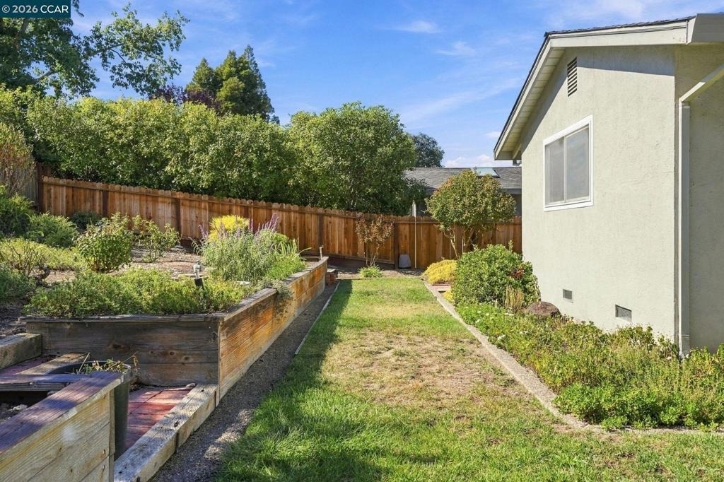 304 Gil Blas Rd - Photo 27
