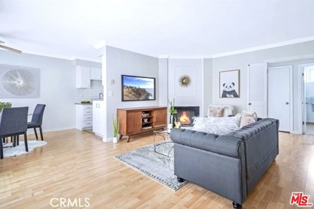 914 Lincoln Boulevard - Photo 0