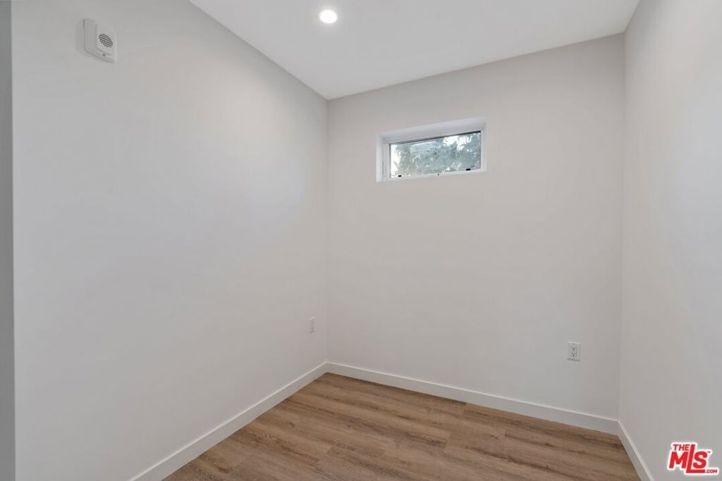 10918 Camarillo Street - Photo 13