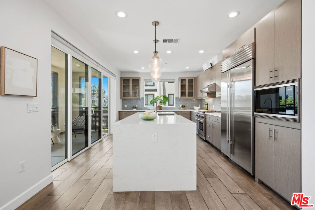 12550 W Fielding Circle - Photo 5